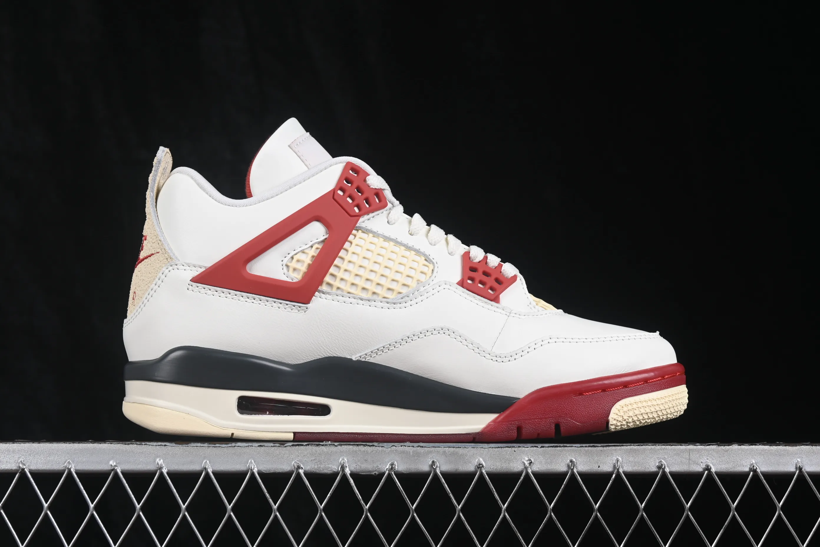 All Categories Air Jordan Jordan Series Basketball Shoes Air Jordan 4 OG Version Nigel Sylvester x Air Jordan 4 Retro "Brick After Brick" AJ4 Joe 4 White Red Urine Stains 2.0 IQ8055-100